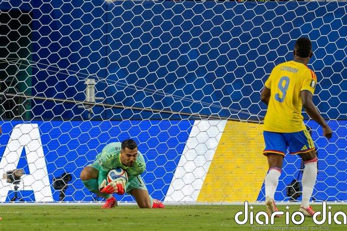 El colombiano Jhon Córdoba, baja por lesión contra Suiza y el resto del Mundial