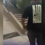 El dramático vídeo de una familia que huye por las escaleras de un edificio a punto de colapsar por los terremotos en Venezuela
