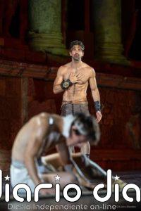 El Festival de Teatro Clásico de Mérida sube el telón con un 'Spartacus' protagonizado por Miguel Ángel Muñoz