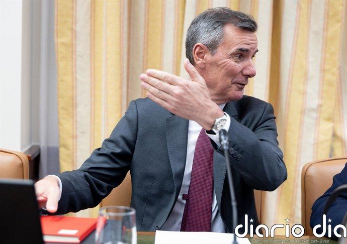 El Gobierno asegura que la CNMV está "recabando y analizando" información sobre la salida de EM&E de Indra