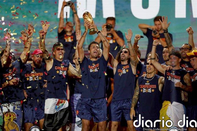 El Gobierno concede la Placa de Honor de la Orden del Mérito Civil a las selecciones masculina y femenina