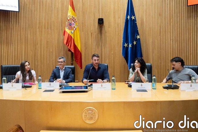 El Gobierno critica al PP por su abstención en la 'ley de terapias de conversión': "Votan en contra de los avances"