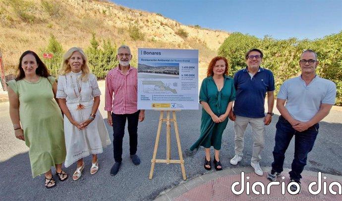 El Gobierno recupera la zona degradada de Nuevo Arenal en Bonares (Huelva) y crea un nuevo espacio verde