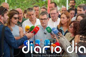 El Gobierno ve condiciones favorables para atajar el fuego de Los Gallardos (Almería) y prevé "noticias positivas"