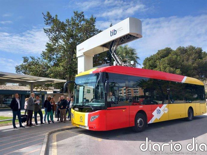 El Govern destina siete millones de euros a impulsar puntos de recarga para el transporte público eléctrico