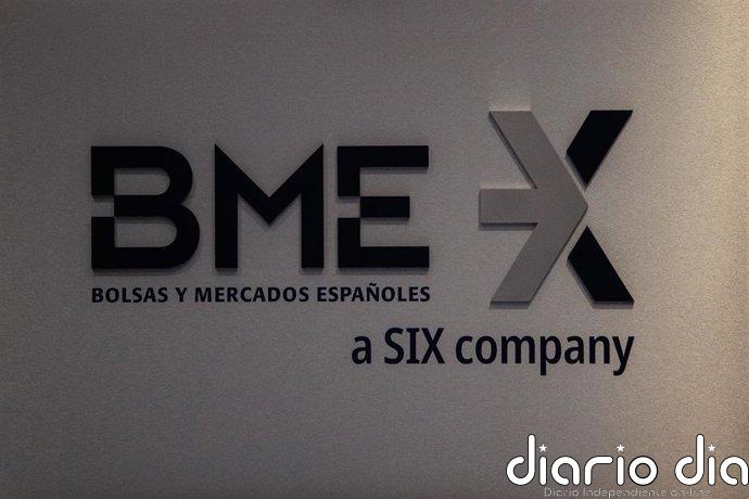 El Ibex 35 arranca julio con una caída del 0,34%, pero mantiene los 19.400 puntos
