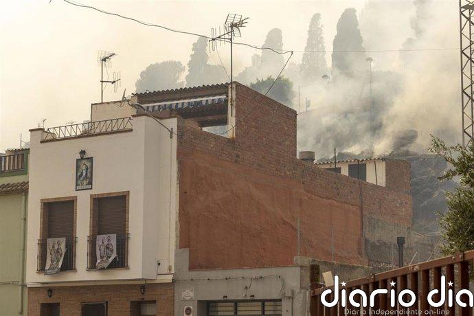 El incendio de Vall d'Uixó sigue "fuera de control" y afecta ya a 4.300 hectáreas