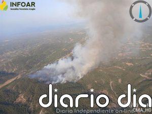 El incendio forestal en La Cerollera (Teruel) obliga a cortar la TE-53 desde La Cañana de Verich
