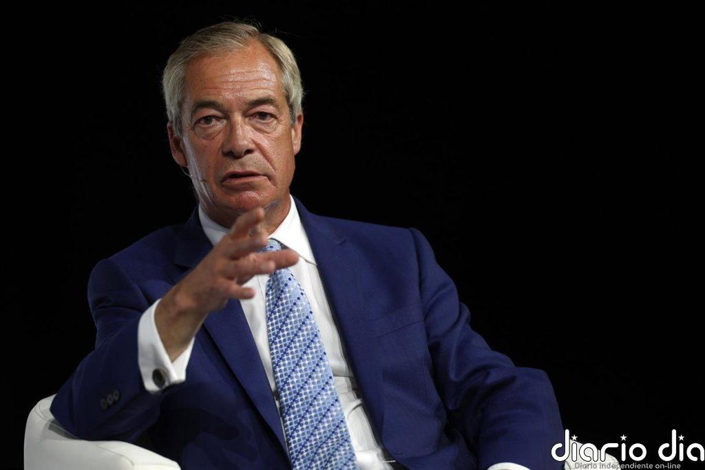 El líder ultraderechista británico Nigel Farage dimite de su escaño y fuerza elecciones