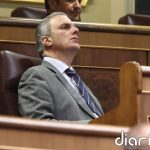 El Mixto dará a Ortega Smith el mismo trato que Ábalos: no hablará en el Pleno ni tendrá cupo para iniciativas