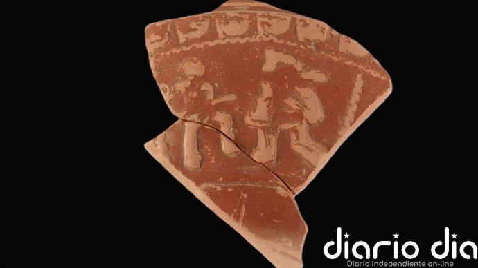"El Museo Pieza a Pieza" de Arkeologia Museoa suma una escena de gladiadores en un fragmento cerámico hallado en Forua