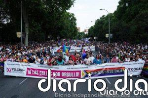 El Orgullo 2026 de Madrid reúne a una multitudinaria marea arcoíris para clamar "disidencia y resistencia"