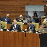 El PP y Vox aprueban el Presupuesto de Extremadura para 2026 sin incorporar ninguna de las enmiendas de la oposición