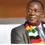 El presidente de Zimbabue promulga la reforma de la Constitución que extiende su mandato hasta 2030
