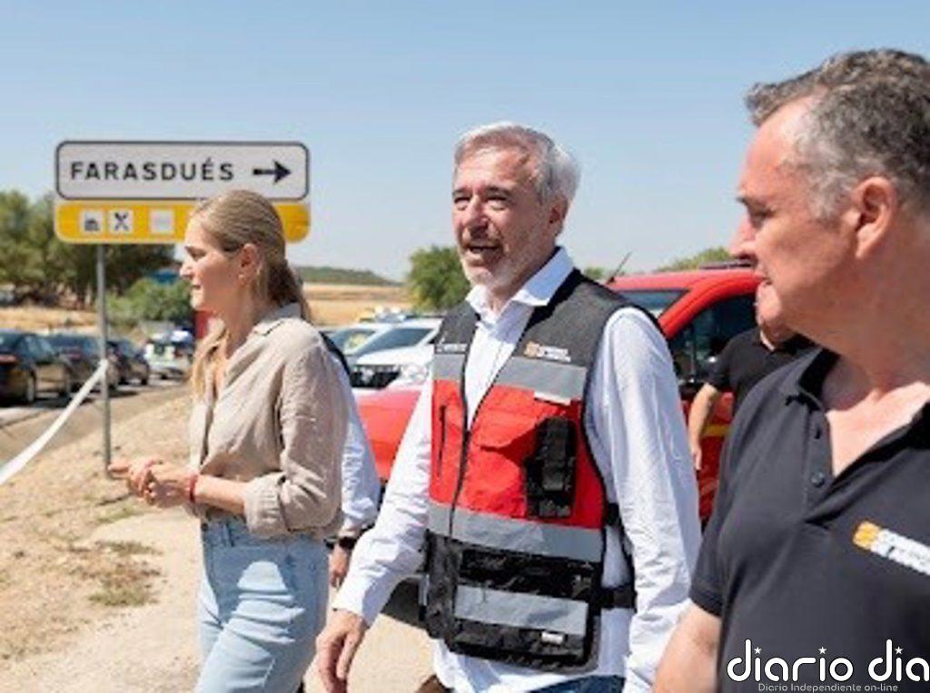El rey Felipe VI llama a Azcón para interesarse por el incendio forestal de Orés (Zaragoza), que sigue fuera de control