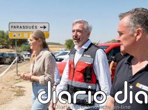 El rey Felipe VI llama a Azcón para interesarse por el incendio forestal de Orés (Zaragoza), que sigue fuera de control
