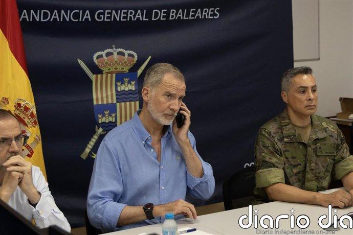 El Rey sigue la evolución de los incendios desde Mallorca