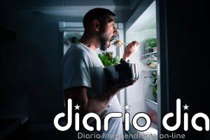 El riesgo de los buhos nocturnos: El momento en que comes es tan importante como lo que comes