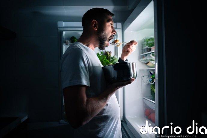 El riesgo de los buhos nocturnos: El momento en que comes es tan importante como lo que comes