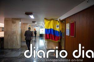 El Senado de Colombia elige presidente al candidato de Uribe tras recibir el apoyo del partido de Petro