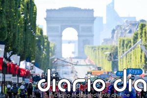 El Tour acorta 44 kilómetros su etapa final de este domingo por los graves incendios que afectan a Francia