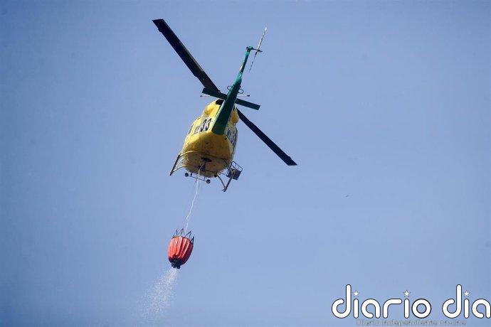 El viento agrava el fuego de Veguellina (León), que deja cinco pueblos evacuados, y La Utrera baja a IGR 0