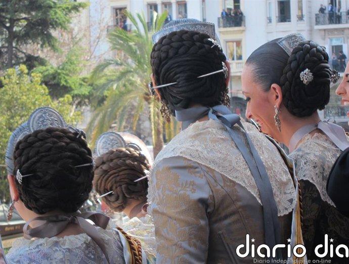 Elegidos los indumentaristas oficiales para los trajes de las Falleras Mayores 2027 de València y sus cortes de honor