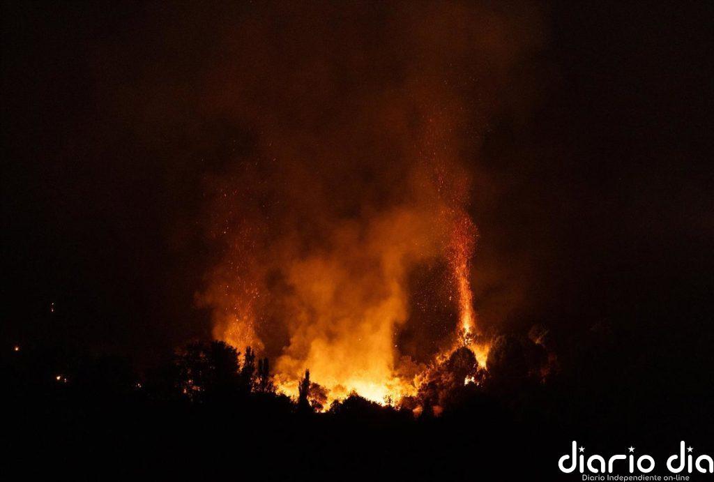 Emergencias avisa de que las rachas de viento de hoy pueden complicar la extinción de los incendios de Madrid