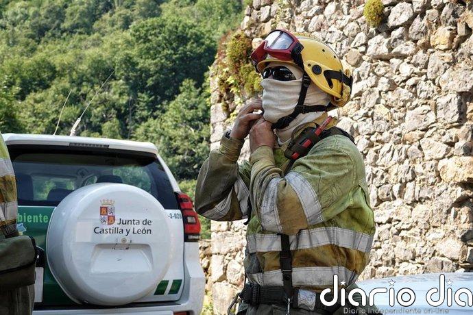 En gravedad 1 los incendios de Caboalles y Vanidodes (León) y controlado el de El Barraco (Ávila)