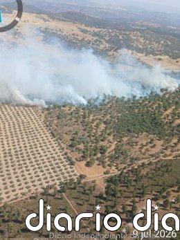 Estabilizado el incendio en Santa Elena (Jaén), cercano a la A-4