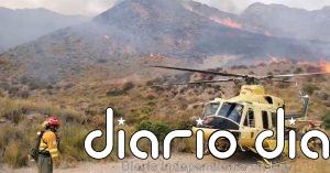 Estabilizado el incendio forestal de la Sierra de Las Moreras que obligó a evacuar vecinos en Mazarrón (Murcia)