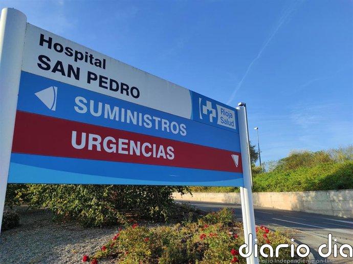 Evacuado un hombre de 60 años al hospital San Pedro tras un incendio en la cocina de su vivienda en la calle Cigüeña