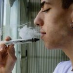 Expertos abogan por más información sobre las alternativas al cigarrillo para reducir daños, "no para empezar a fumar"