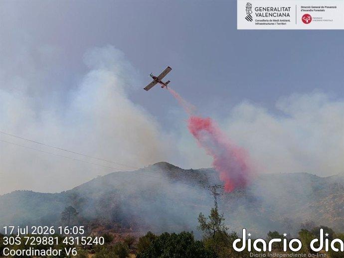 Extinguido el incendio de Llutxent iniciado el viernes desde una planta de biomasa y que se extendió a terreno forestal