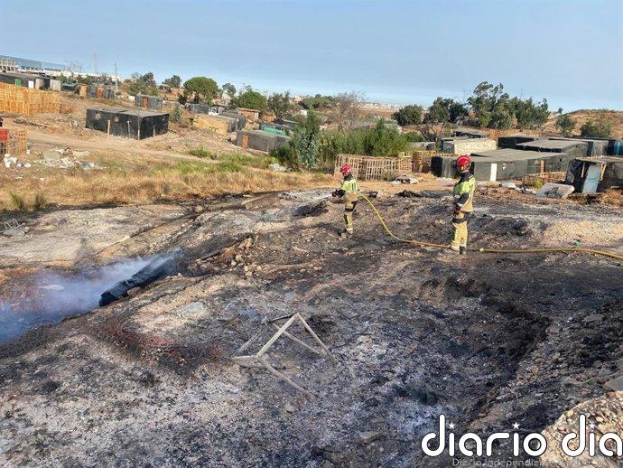Extinguido un nuevo incendio en un asentamiento de Palos de la Frontera (Huelva) sin heridos