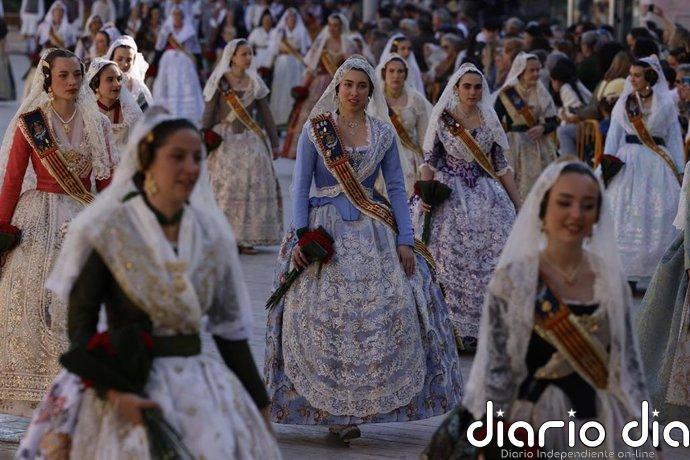 Fallas del centro de València rechazan la ampliación de la Ofrenda a tres jornadas