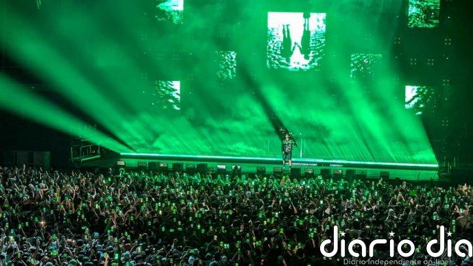 Feid tiñe de verde el Movistar Arena de Madrid con su 'Falxo Tour'