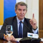 Feijóo alerta del "impacto enorme" en los servicios públicos de las nacionalizaciones con la 'Ley de Nietos'