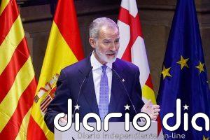 Felipe VI defiende el talento joven y que "progresar juntos" es un ejercicio de responsabilidad