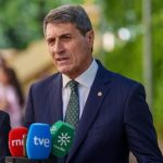 Fernández acusa al PP de privar a Andalucía de 1.100 millones para servicios públicos al tumbar la senda de déficit