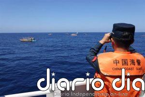 Filipinas vuelve a acusar a China usar de cañones de agua en maniobras "peligrosas" contra sus barcos