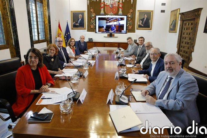 Gabilondo y los defensores autonómicos preparan las XXXIX Jornadas de Coordinación que tratarán el tema de la vivienda