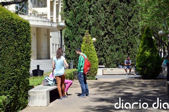 Garde augura que la UCLM llenará todas sus plazas tras cubrir más de la mitad en apenas dos días