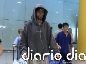 Gerard Piqué llega a Barcelona con sus hijos y sin Clara Chía tras su comentado 'reencuentro' con Shakira en el Mundial