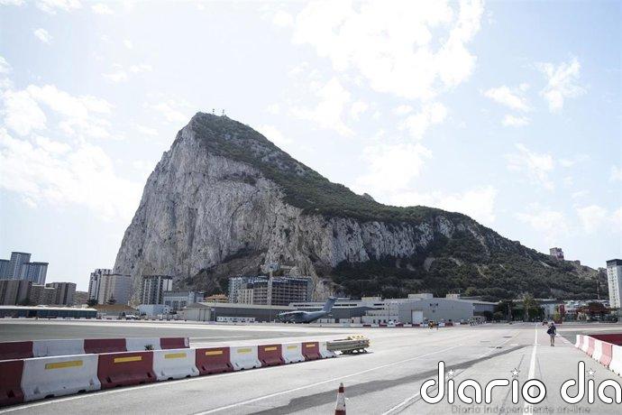 Gibraltar confirma que el aeropuerto opera con normalidad tras la primera fase del Sistema de Entradas y Salidas