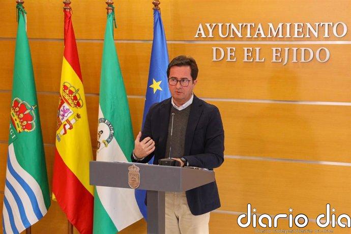 Góngora deja la Alcaldía de El Ejido "con la conciencia del deber cumplido" para ser delegado de la Junta en Almería