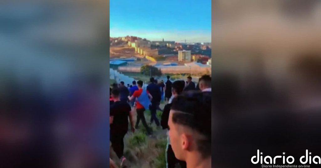 'Haraga': el fenómeno en redes sociales que incita a jóvenes marroquíes a cruzar a nado la frontera hacia Ceuta