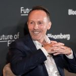 HBX Group anuncia la jubilación de su CEO, Nicolas Huss y nombra interino a Brendan Brenn