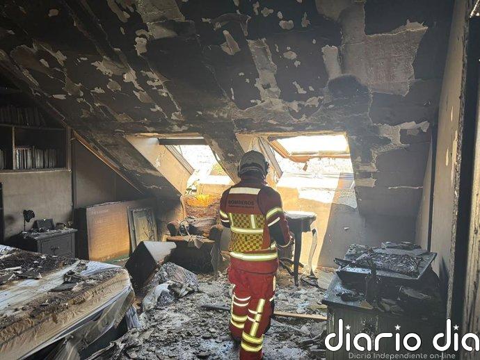 Herido grave un hombre con quemaduras por un incendio en su vivienda en San Lorenzo de El Escorial