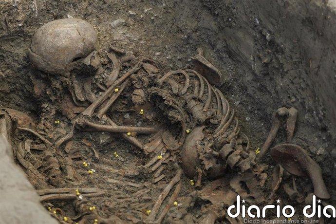 Impulsan la exhumación de la última fosa en Castell de Ferro (Granada) con los restos de cuatro represaliados